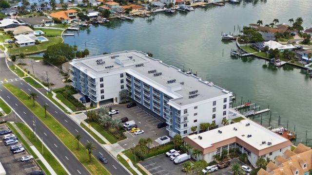 415 ISLAND WAY 204, Clearwater, FL 33767