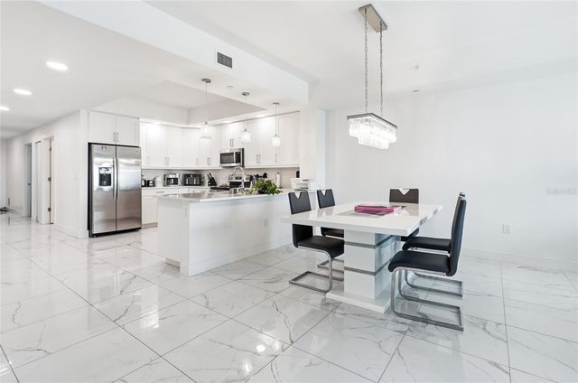 415 ISLAND WAY 204, Clearwater, FL 33767