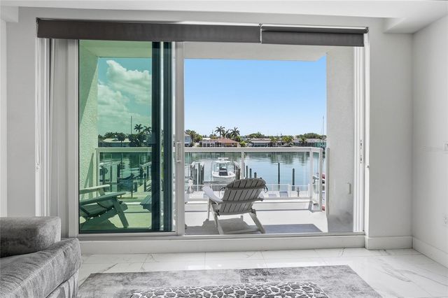 415 ISLAND WAY 204, Clearwater, FL 33767