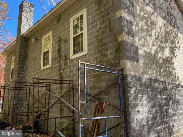 321 CAMBRIDGE ST, Fredericksburg, VA 22405