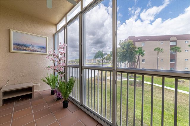 7647 Southampton Ter 214, Tamarac, FL 33321
