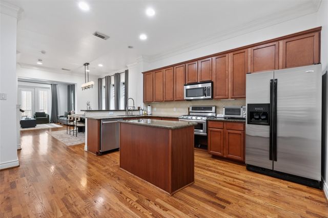 620 Rutland Street A, Houston, TX 77007