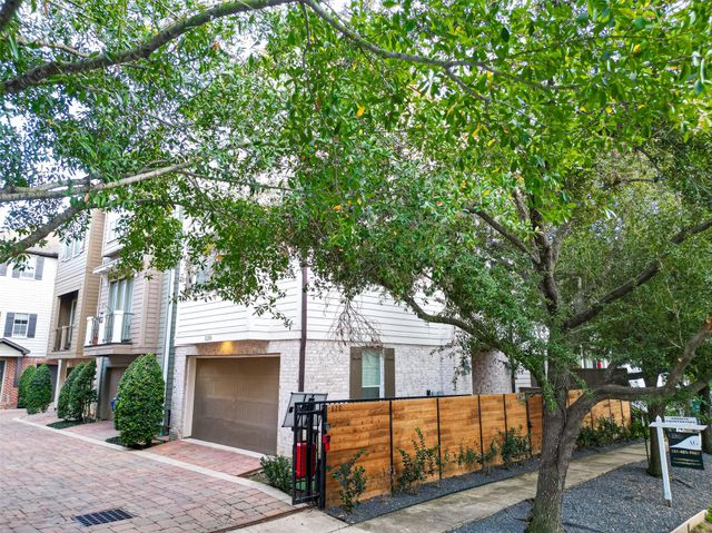 620 Rutland Street A, Houston, TX 77007