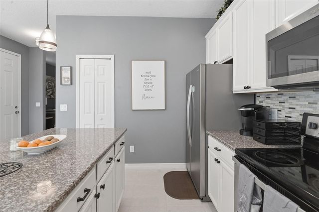 1226 E 10TH STREET, Apopka, FL 32703