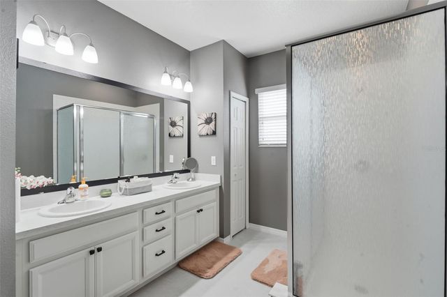 1226 E 10TH STREET, Apopka, FL 32703