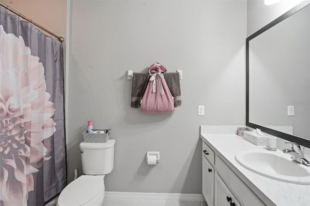 1226 E 10TH STREET, Apopka, FL 32703