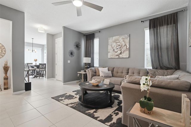1226 E 10TH STREET, Apopka, FL 32703