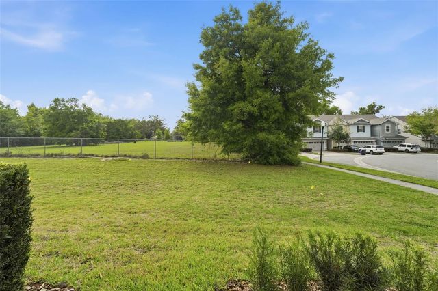 1226 E 10TH STREET, Apopka, FL 32703