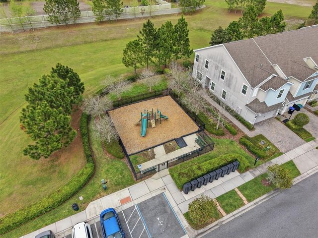 1226 E 10TH STREET, Apopka, FL 32703