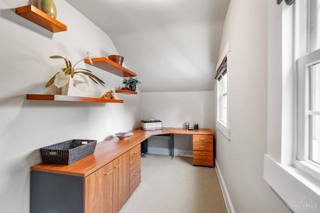 3246 Observatory Avenue, Cincinnati, OH 45208