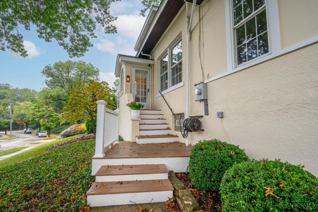 3246 Observatory Avenue, Cincinnati, OH 45208