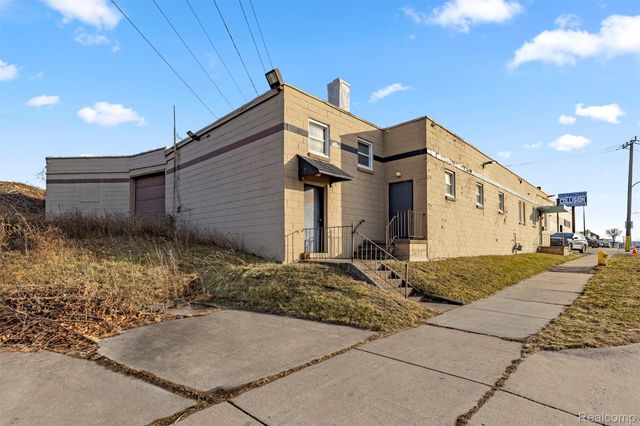 5420 Oakman Boulevard, Dearborn, MI 48126