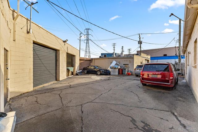 5420 Oakman Boulevard, Dearborn, MI 48126