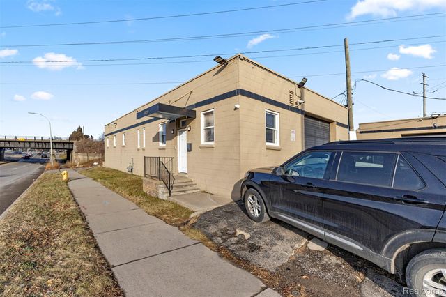 5420 Oakman Boulevard, Dearborn, MI 48126