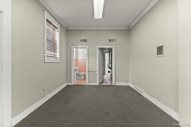 5420 Oakman Boulevard, Dearborn, MI 48126