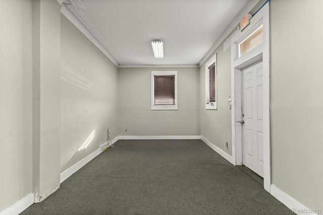 5420 Oakman Boulevard, Dearborn, MI 48126
