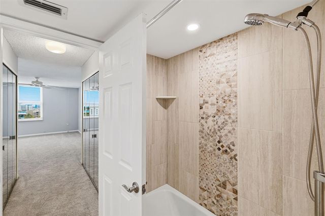 400 ISLAND WAY 805, Clearwater, FL 33767