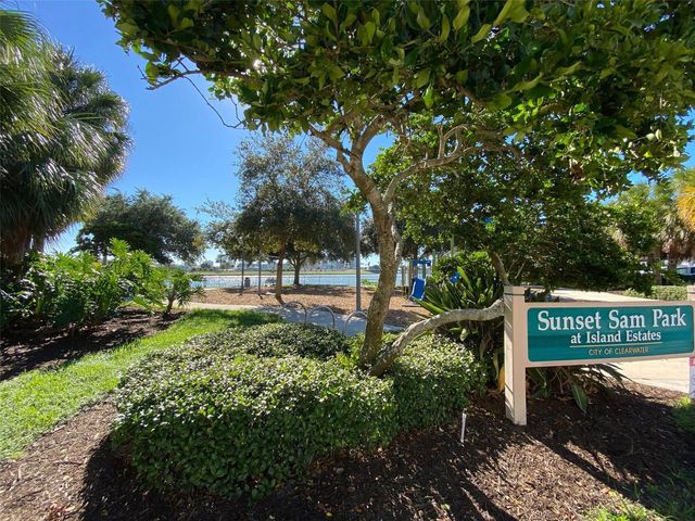 400 ISLAND WAY 805, Clearwater, FL 33767