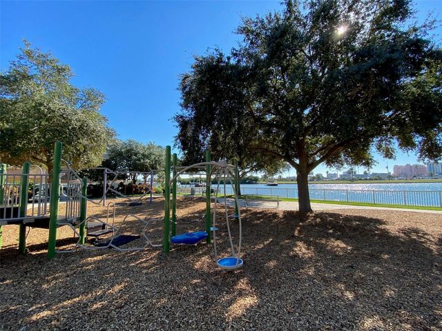400 ISLAND WAY 805, Clearwater, FL 33767