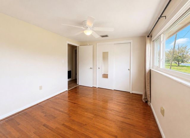 205 E JERSEY AVENUE, Brandon, FL 33510