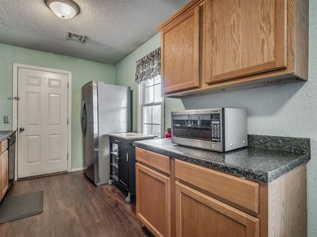 2028 Carlisle Road, The Village, OK 73120