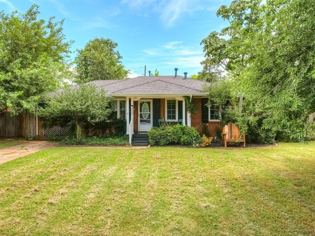2028 Carlisle Road, The Village, OK 73120