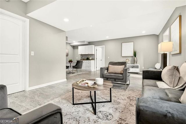 3297 N Embry Circle, Atlanta, GA 30341