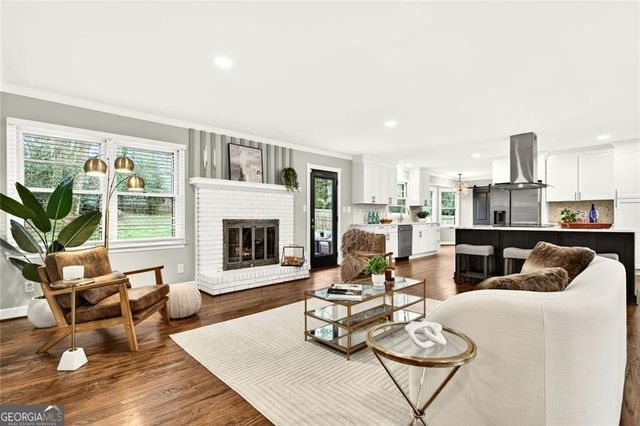 3297 N Embry Circle, Atlanta, GA 30341