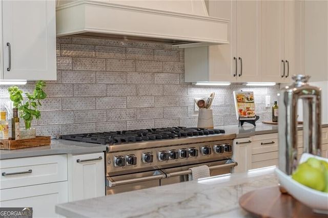 910 Pleasant Hollow Trail, Milton, GA 30004