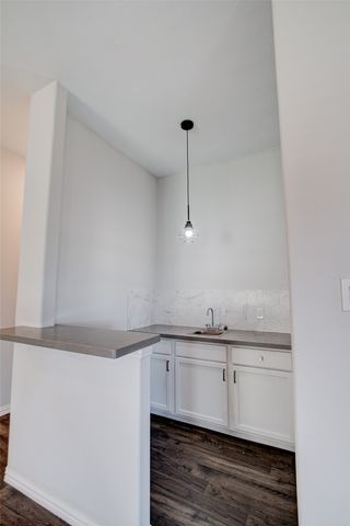 137 Rio Trinidad Drive, Fort Worth, TX 76120