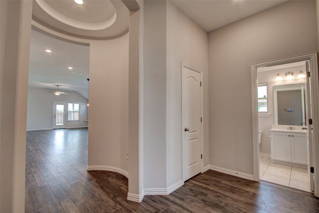 137 Rio Trinidad Drive, Fort Worth, TX 76120