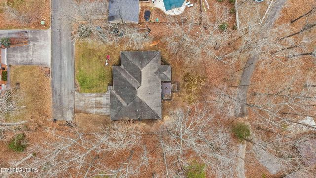 2501 Friar Wood Lane, Sevierville, TN 37876