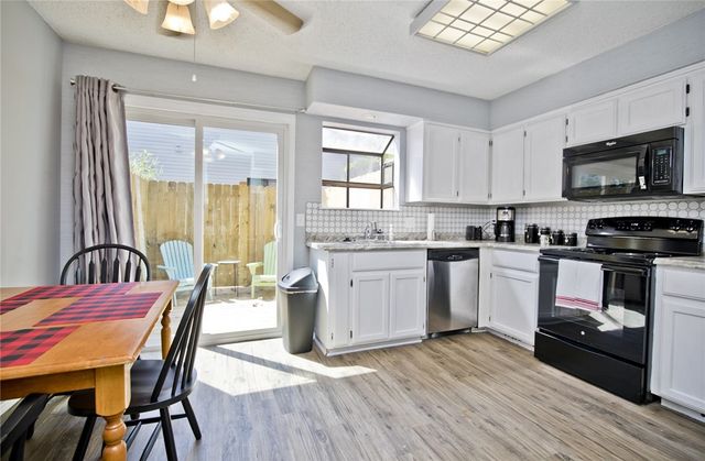 1370 N Oakland Avenue 7, Fayetteville, AR 72703