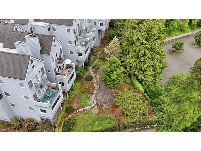 1923 Sw MARKET STREET Dr, Portland, OR 97201