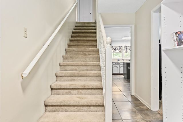 103 Oakview, Enterprise, AL 36330