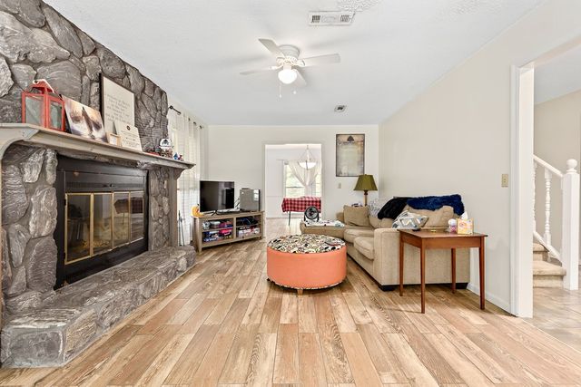 103 Oakview, Enterprise, AL 36330