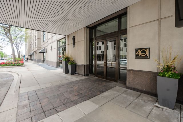 401 E ONTARIO Street 2307, Chicago, IL 60611