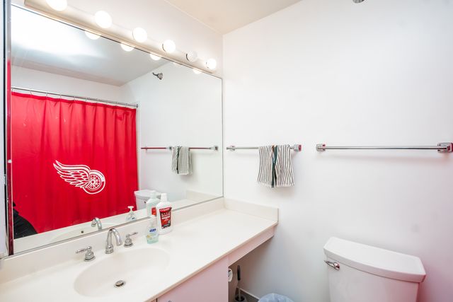 401 E ONTARIO Street 2307, Chicago, IL 60611