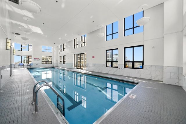 401 E ONTARIO Street 2307, Chicago, IL 60611
