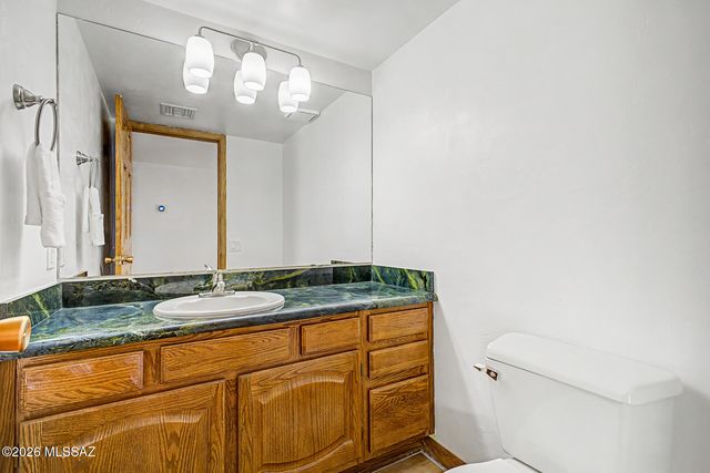 1383 W Tinna Place, Tucson, AZ 85745
