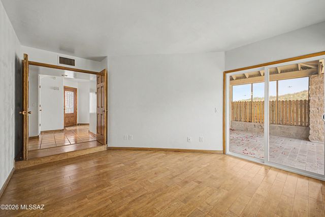 1383 W Tinna Place, Tucson, AZ 85745