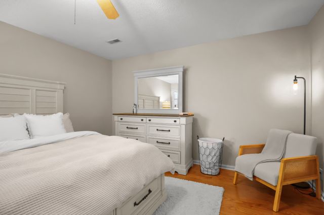 2355 Ellsworth Dr, Clarksville, TN 37043