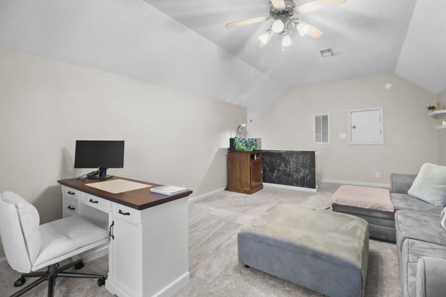 2355 Ellsworth Dr, Clarksville, TN 37043