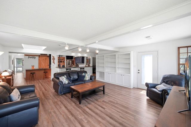 151 Tweedy Lane, Sweeny, TX 77480