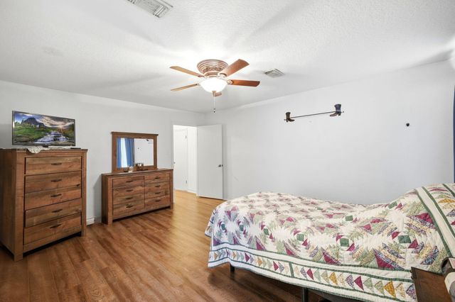 151 Tweedy Lane, Sweeny, TX 77480