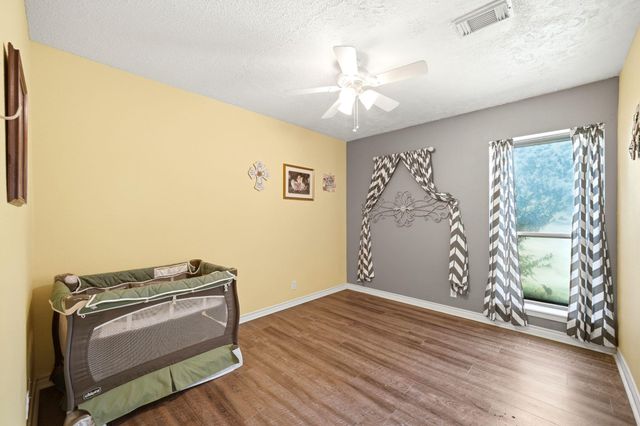151 Tweedy Lane, Sweeny, TX 77480