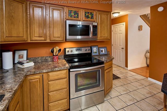 820 Gordon Drive, South Charleston, WV 25303