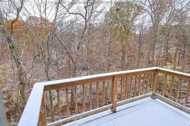 820 Gordon Drive, South Charleston, WV 25303