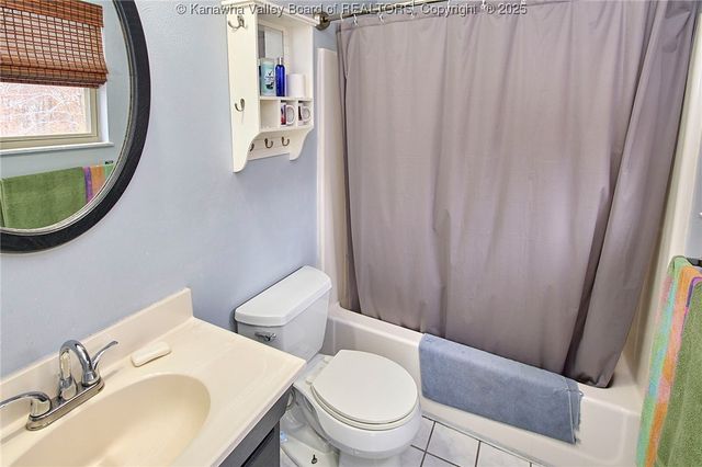 820 Gordon Drive, South Charleston, WV 25303