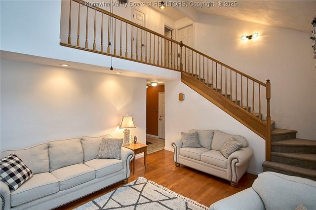 820 Gordon Drive, South Charleston, WV 25303